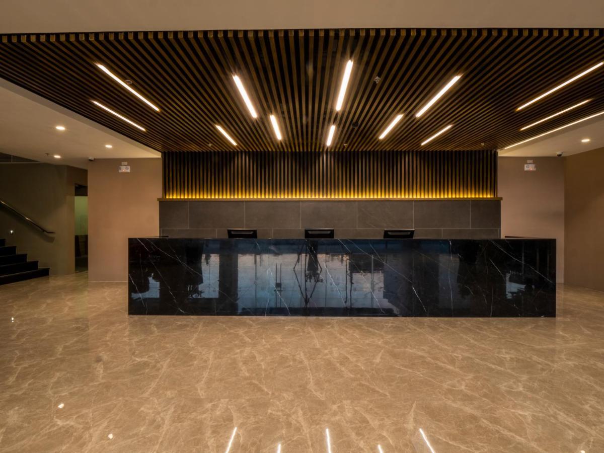Sequoia Hotel Manila Bay Paranaque City Екстер'єр фото
